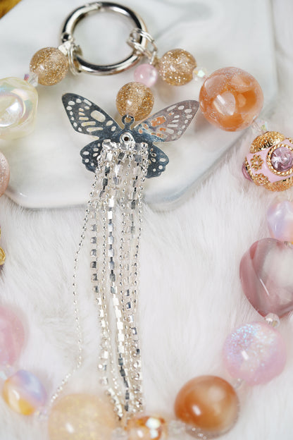 幻想的で美しい鎖、ロマンチックな時間に出会う