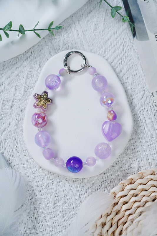 星と愛は鎖の間に隠れている