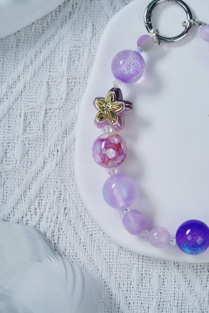 星と愛は鎖の間に隠れている