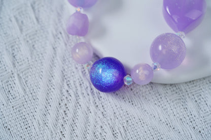 星と愛は鎖の間に隠れている