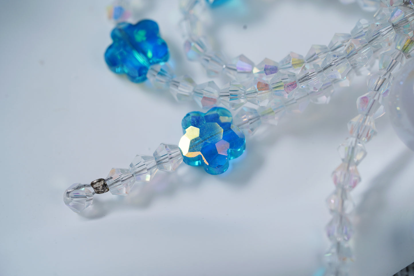 幻想的な晶彩、アクリルチェーン点灯生活