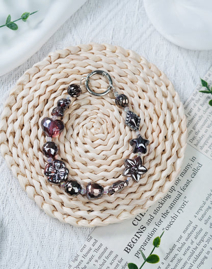 銀河のかけら、ピンクダイヤの優しさとバラの綺夢を、腕の間の小宇宙に串刺しにして、誰が誰をかぶるのか雰囲気感美女～