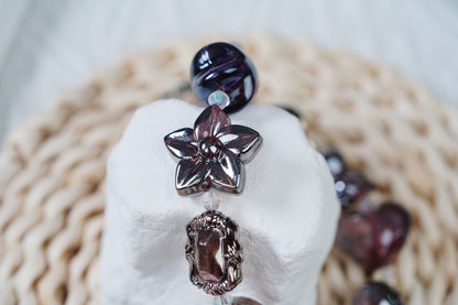 個性的な暗黒風、鎖を解く新しい潮流